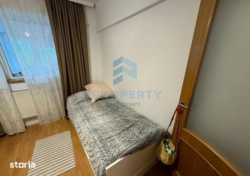 Apartament cu 3 camere în Vatra Luminoasă
