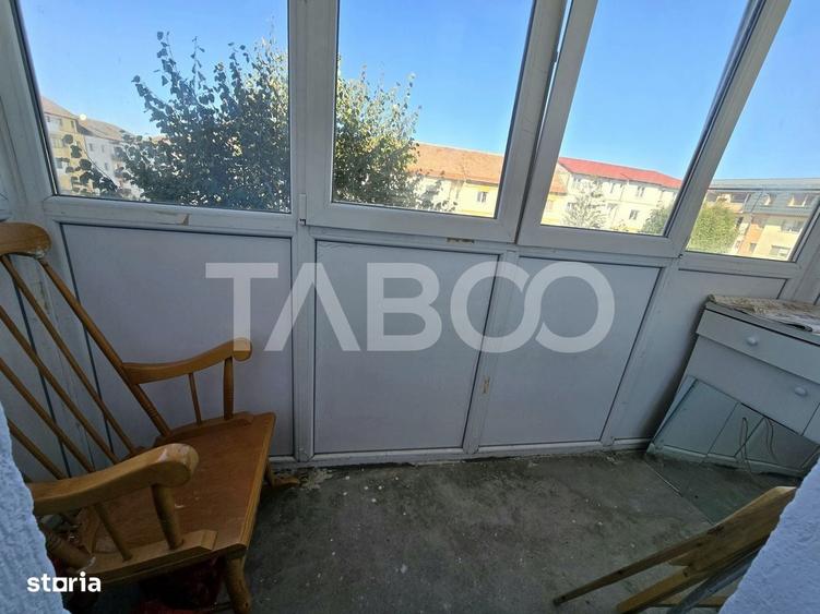 Apartament cu 2 camere nedecomandat în Șelimbăr