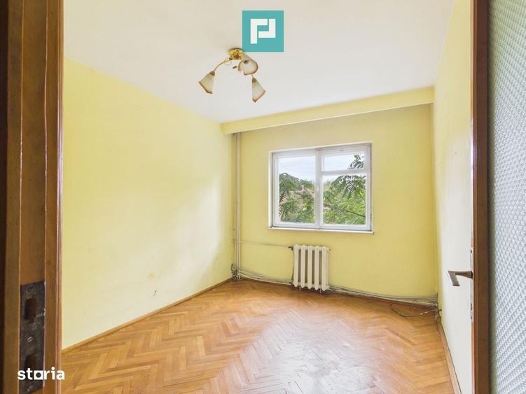 Apartament cu 3 camere decomandat în Central