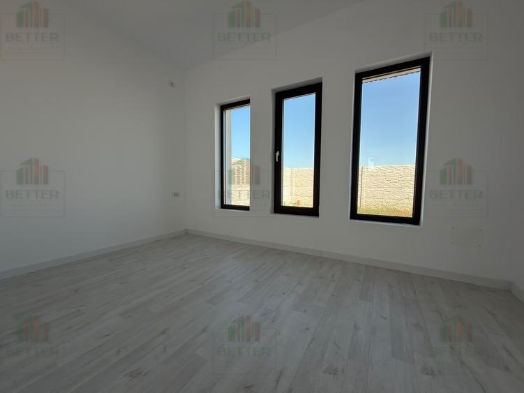 Casă individuală cu 4 camere cu Teren 310 Mp în Berceni