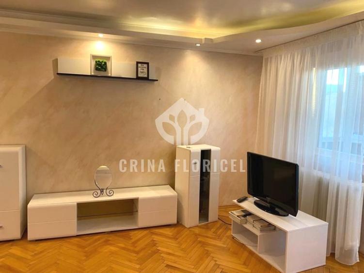 Apartament cu 2 camere decomandat, mobilat în Polonă