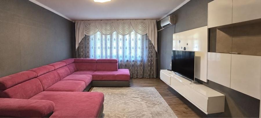 Apartament cu 3 camere în Nufărul