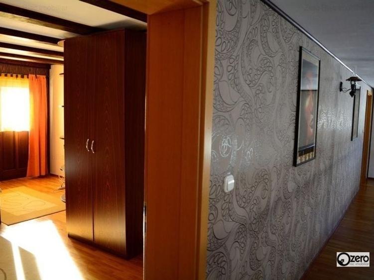 Casa cu teren si garaj acoperit Periferie - 3