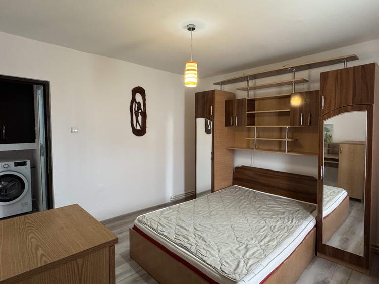 3 cam, decomandat, 2 bai, etaj 3, mobilat+utilat, Cuza Voda - 11