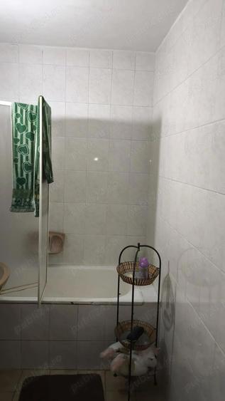 Apartament cu 5 camere ,etaj 1 la Sannicolau Mare - 2