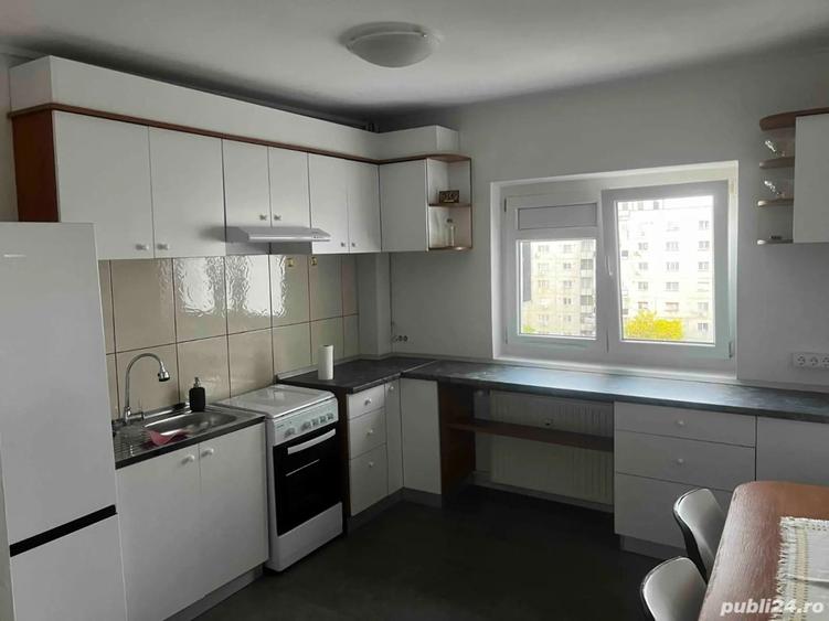 Inchiriez apartament cu 3 camere - 3