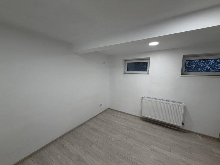 Spatiu Birou|Universitate-Str. Vasile Conta |3 Incaperi| Randament 7 % - 5