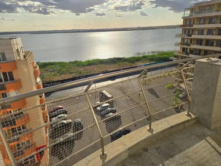 Ap 3 camere Mamaia, decomandat, la etajul 7, vedere mare - 9