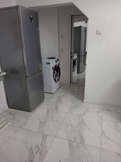 De vanzare apartament decomandat 2 camere - 1