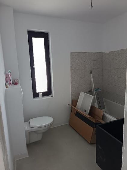 Duplex cu 2 camere cu Canalizare în Dumitra