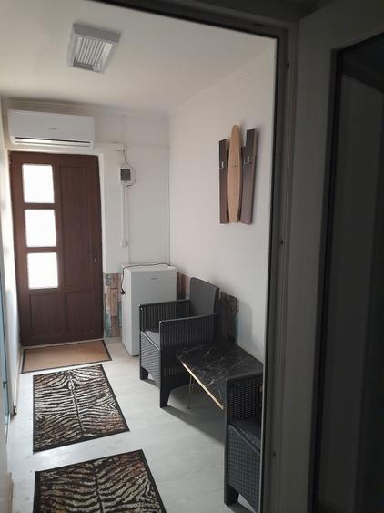 Vand garsoniera in zona centrala sau spatiu comercial - 3