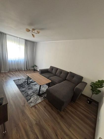 Inchiriez apartament 2 Camere ,Decomandat | Unirii Sud, Etaj 3 | Prima inchiriere - 8