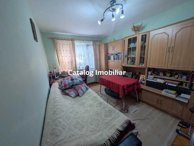 Apartament 4 camere - La Terenuri - 2