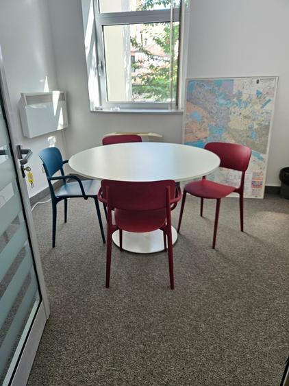 Spatiu 250 mp in cladire birouri Str. Semilunei DOAR ORAR DE SEARA SI NOAPTEA - 32