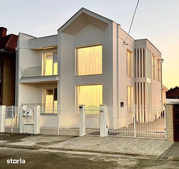 Casă cu 5 camere cu Teren 425 Mp în Mărăști
