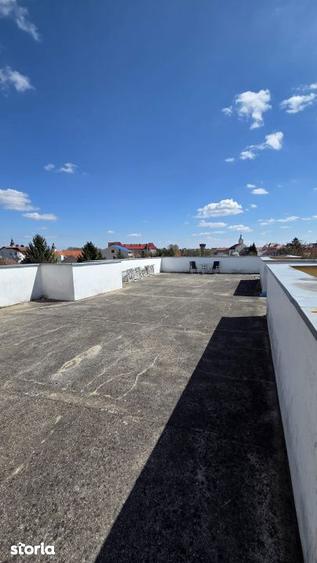 Apartament 3 camere de vanzare zona Titulescu - 10