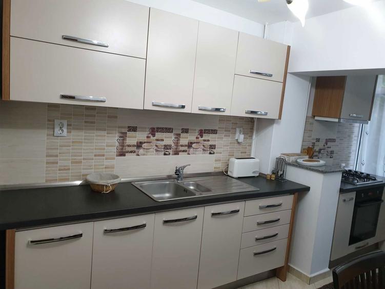 Inchiriez o camera in ap.cu 3-la comun in Obcini - 1