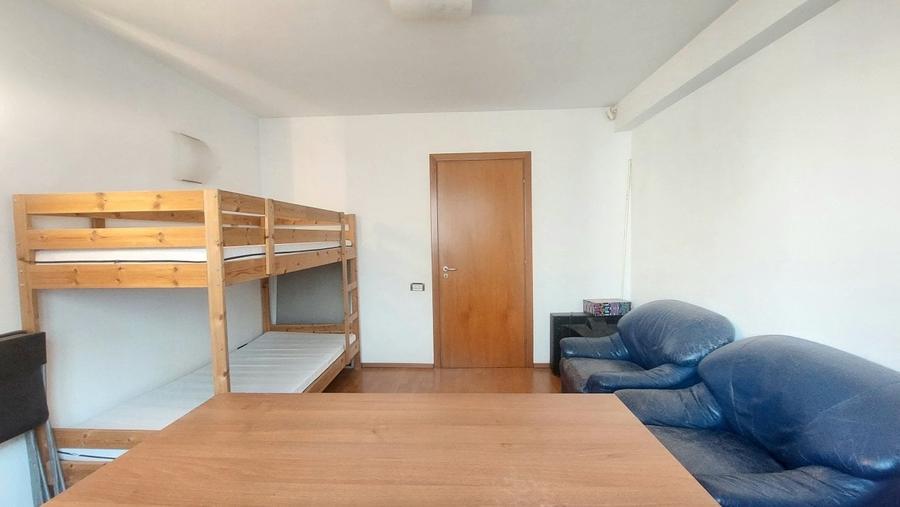 Ap. 3 camere, 90 mp, GARAJ propriu, Cernauti - bl. ANL, COMISION 0% - 15