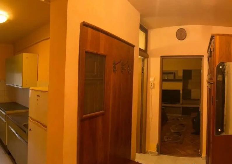 Inchiriez apartament 1 camera Calea Martirilor - 5