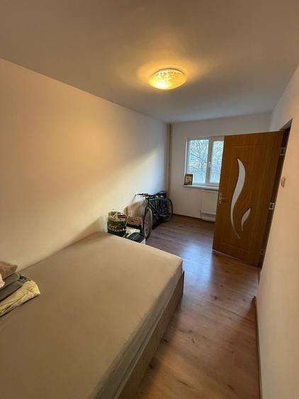 Apartament la pret de GARSONIERA - 4