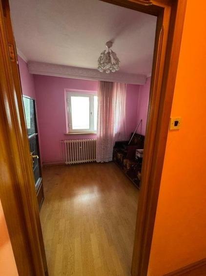 Apartament 4 camere decomandate zona Inel 2 - 13