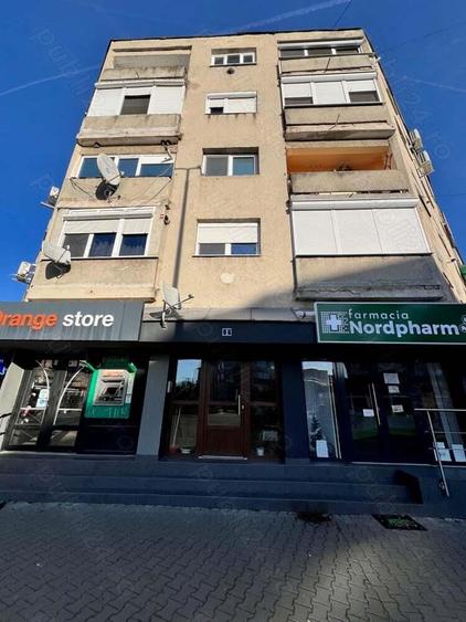 Spatiu comercial de inchiriat in centrul Careiului - 4