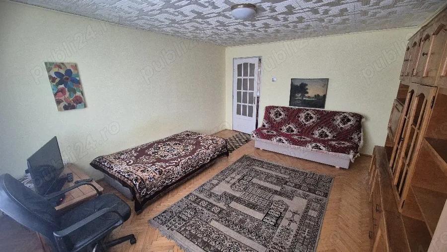 Dau in chirie o camera - 1