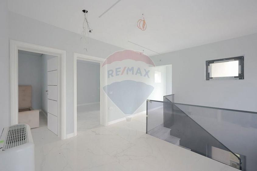 Apart Hotel - Pensiune, 18 Camere, Baile Felix, 1 Mai, Vanzare - 4