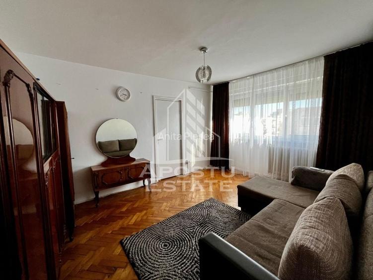 Apartament 2 camere,etaj 4,zona Sagului