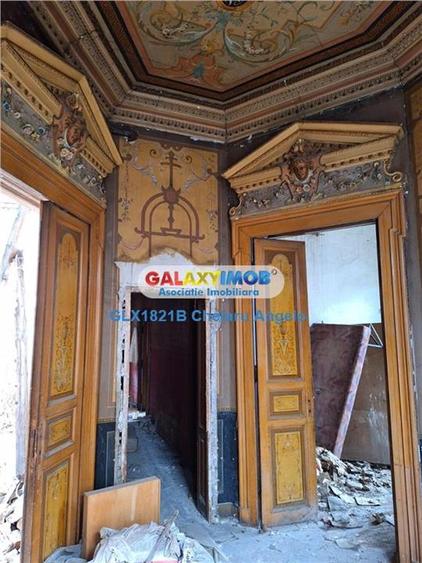 Unirii,Justitiei,vila D+P, impunatoare,supafata 236 mp teren 274 mp - 2