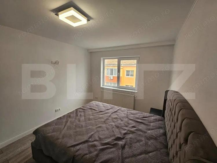 Apartament cu 2 camere, decomandat, 56 mp, zona centrala, Blaj - 3