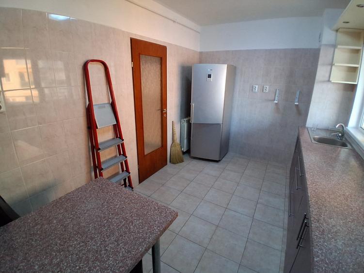 Apartament cu 2 camere decomandat Cartier Dream Village Cod 161046 - 9