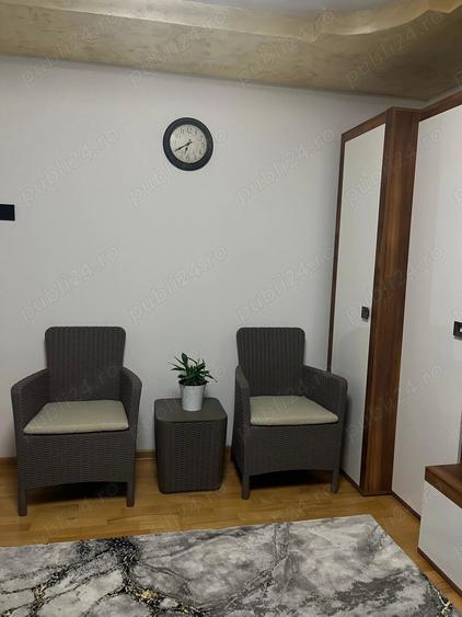 Apartament 3 camere decomandat - 1