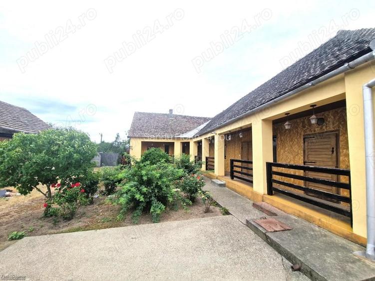 Casa in Loc. Frumuseni, teren 2524mp, fs.36,44 ml