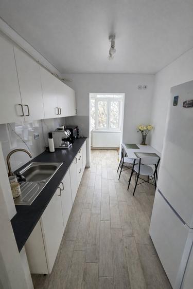 Apartament 2 camere decomandat SID-VEST – 50 mp – etaj 2/4 – 79.500 Euro - 2