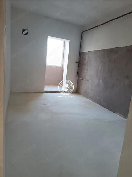 Apartament 4 camere de vanzare Centru, - 4