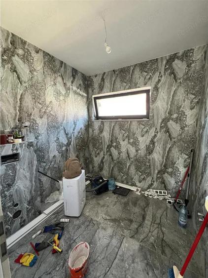 Casa la cheie cu 4 camere 3 bai si teren de 290 mp zona Brana Selimbar - 6