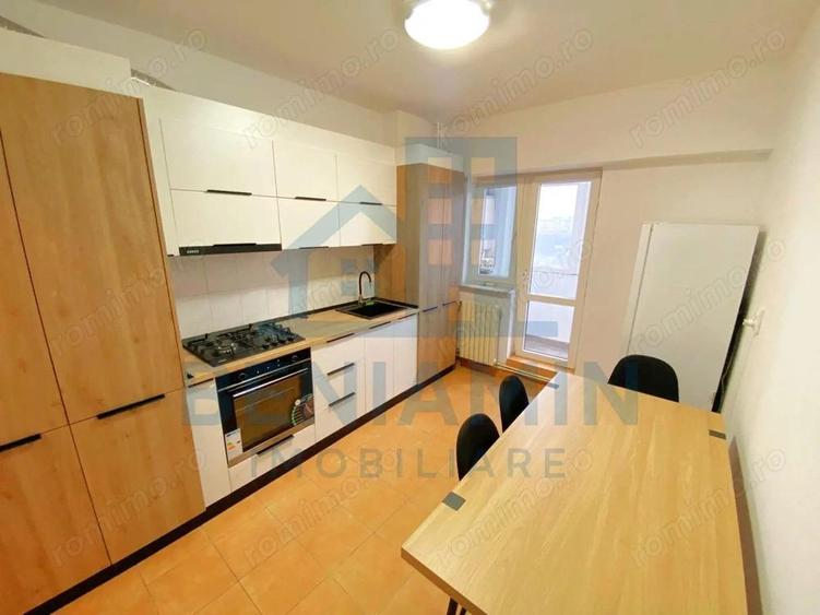 Apartament 3 camere decomandat ultracentral vizavi de Universitate - 2