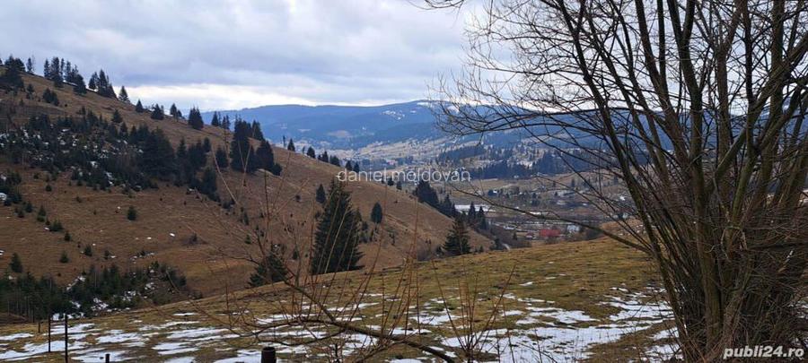 Vand casa ?i teren 3892m Vand casa ?i teren 3892m