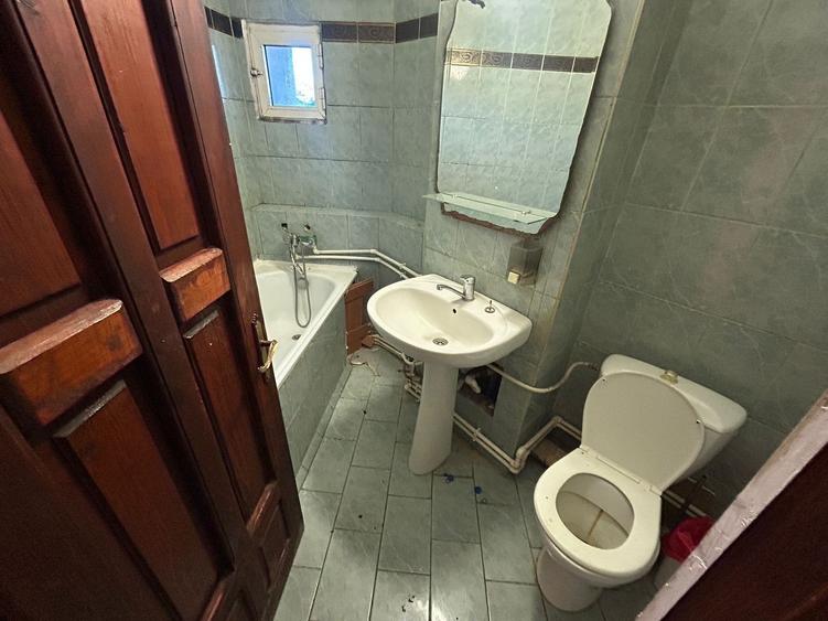 Apartament cu 3 camere decomandat în Gara
