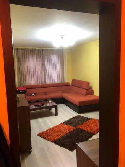 Aparatorii Patriei, Piata Berceni - 6