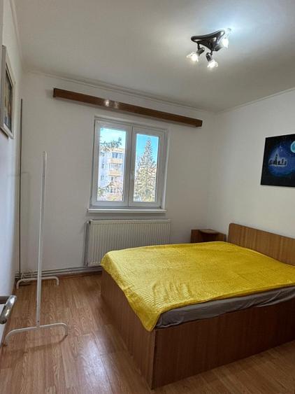Zona Gării / Făget - apartament 2 camere semidecomandat - disponibil imediat  - 1