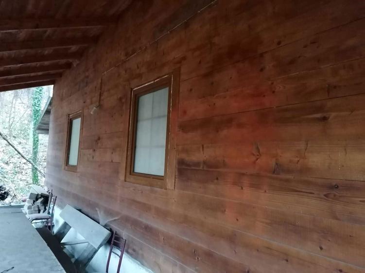 Vand cabana de lemn la Dezna, statiunea Moneasa, in Jud. Arad - 7