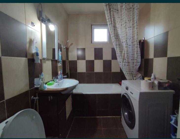 Vand apartament 2 camere - 1