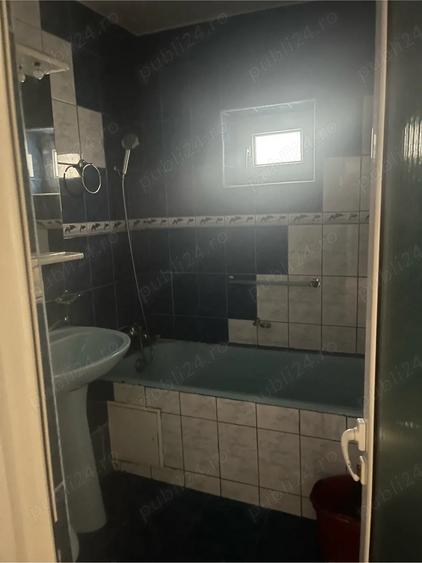 apartament 4 cam de inchiriat - 1