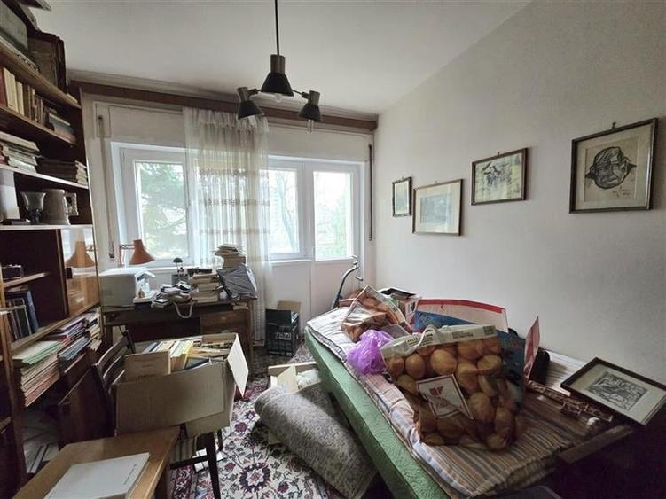 OCAZIE RARA! AP.4 CAM.DECOM.ET2/3 GARAJ SI BOXA SECTOR 1 PAJURA - 12