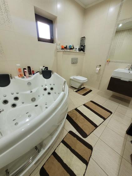 Localitatea Lumina - Central - Vila P+1 - constructie caramida - 742 mp teren - 9