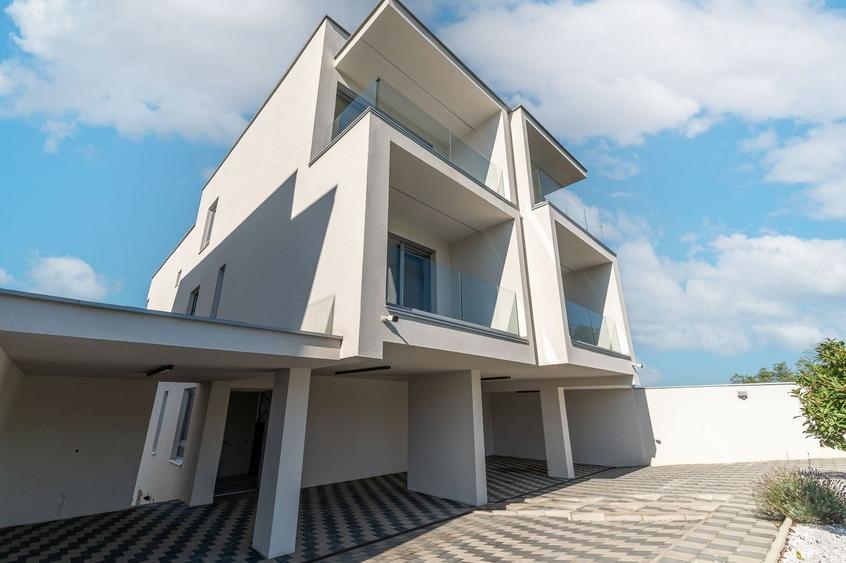 0 % comision ! Casa noua realizata cu materiale de calitate-Borhanci - 1