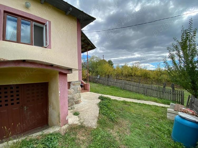Casa com. Stroesti Valcea teren 3300mp - 3