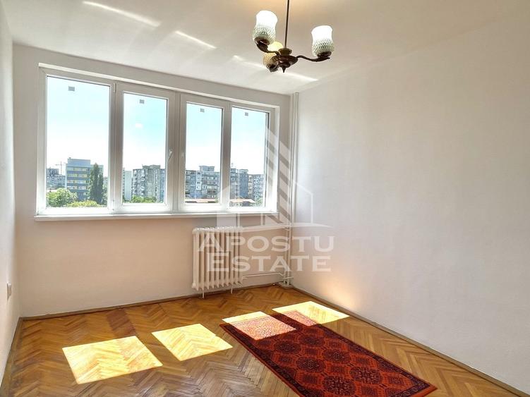Apartament cu trei camere decomandat Bd. Cetatii - 3